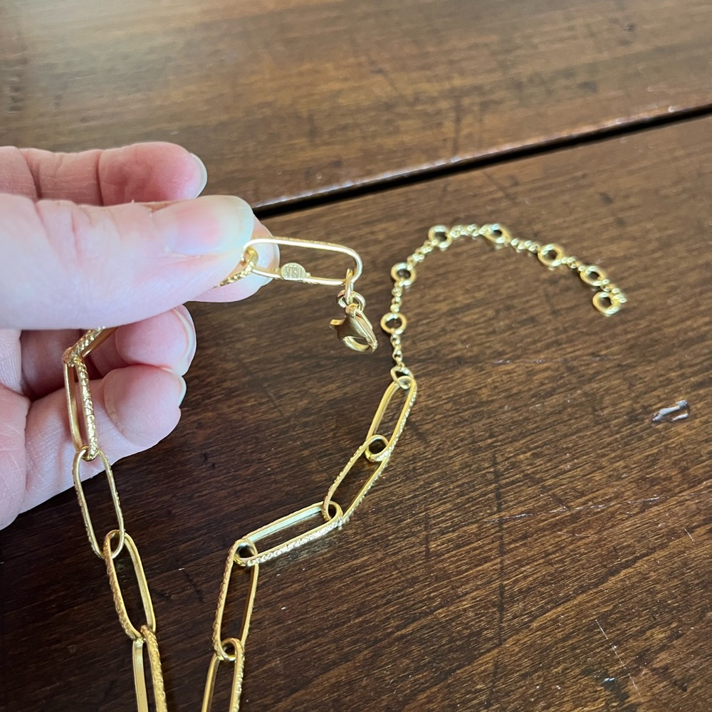 Soru Charm Chain Necklace with Sicilian Heart Charm Gold $576 MSRP - Picture 6 of 6